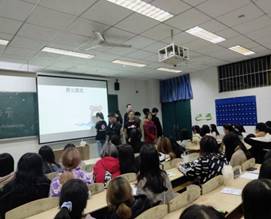 说明: E:\2020计生协\相片\新生入学教育\10.4\IMG_075.jpg
