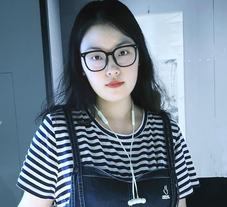 学生标兵：朱秋亦