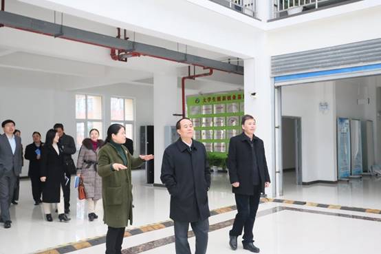 说明: C:\Users\Administrator\Desktop\CEC300C45C49EC04F986CF91747_1086482E_12168.jpg