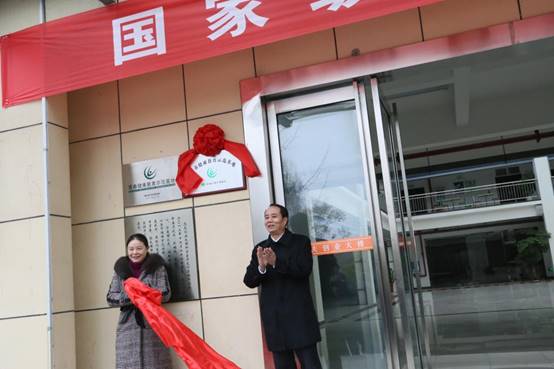 说明: C:\Users\Administrator\Desktop\354D54C90F0DC308C01F4D75BB7_D108CD90_13E4B.jpg